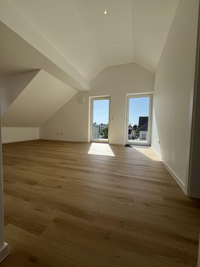 Wohnzimmer, Zugang Balkon