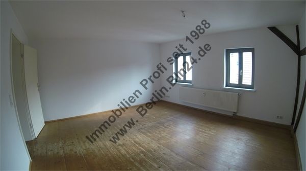 Dachgeschoß -- Wohnung - mieten - saniert in Halle Giebichenstein – G0099918