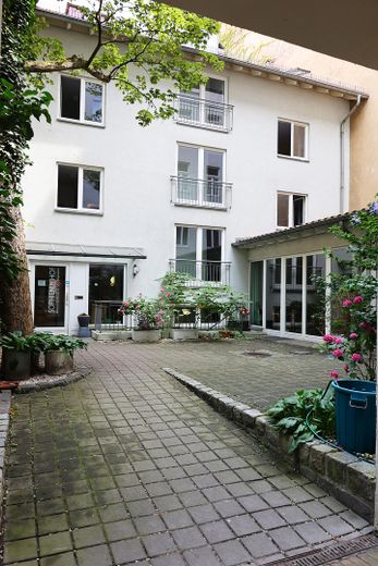 Complesso storico residenziale e commerciale con guest house a Berlin-Mitte – Sophienstraße – Gästehaus Eingang