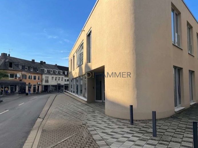 Gewerbefläche in Bitburg zu Verkaufen – Foto 1
