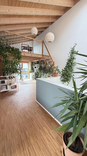 Maison de caractère personnalisée : maison jumelée claire et haut de gamme à Bittenfeld, KfW 55 – Arbeit und Galerie