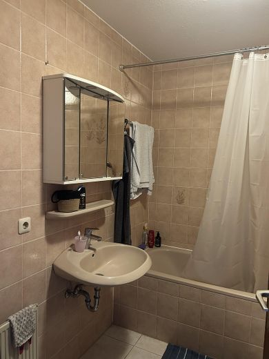 *Appartamento di 2 locali al piano terra* – Badezimmer