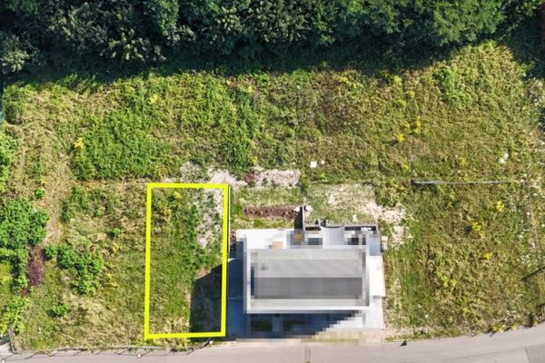 Parcela edificable familiar en el parque residencial Hausenstraße – ideal para una casa pareada