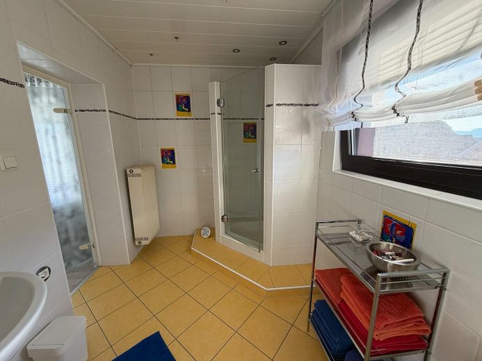ДВА ДОМА — ОДИН ДОМ! Жилая площадь ок. 290 м² + 3 гаража — БЕЗ КОМИССИИ! – Фото 33