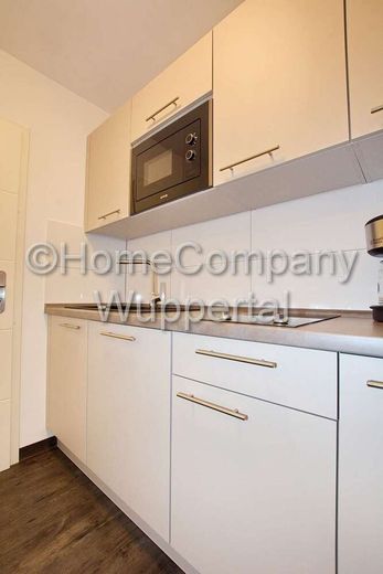 Business- Apartment im Industrial-Style mit Süd-Balkon, DSL-Wifi und Reinigungsservice – a7ebf3fa1cdd6fe533c43d4ed4358f0d0bfd8b2b.jpg