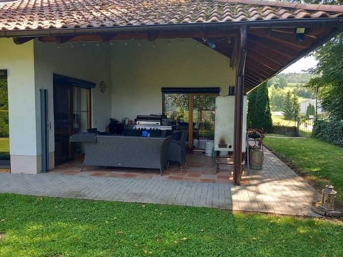 Überdachte Terrasse 