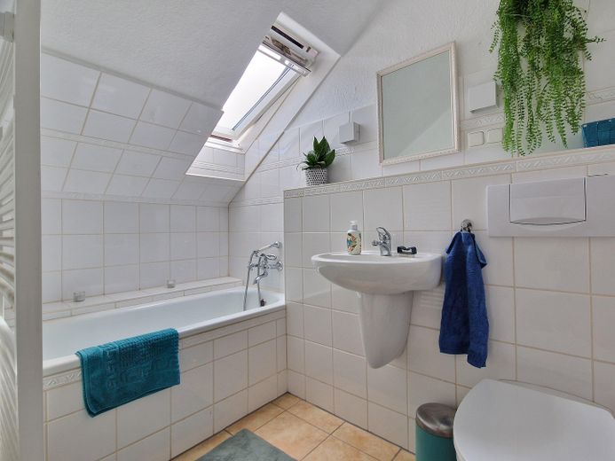 Wohnung mit Fernsicht – Vollbad