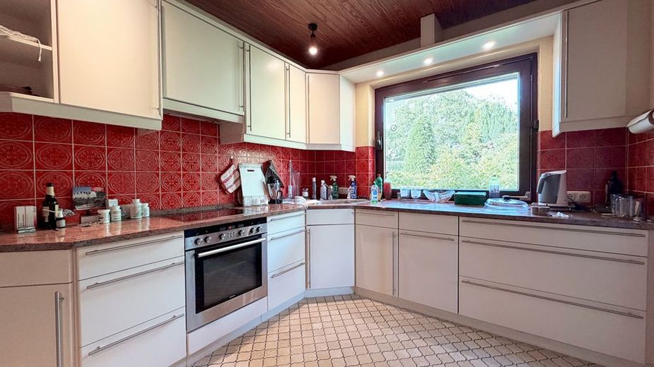 GROSSZÜGIGES FAMILIENHAUS AUF 939 M² SONNENGRUNDSTÜCK IN RUHIGER SACKGASSENLAGE VON ELLERBEK! – Bild 4