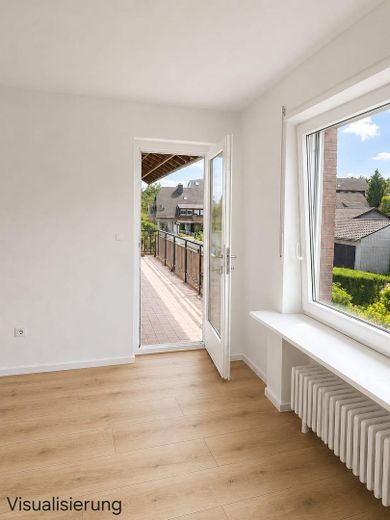 Prima occupazione dopo ristrutturazione di alta qualità – Splendido appartamento di 3 locali con 127 m² e ampio balcone soleggiato – Blick auf den Balkon
