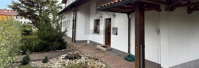 TRAUMHAUS IM DORNRÖSCHENSCHLAF