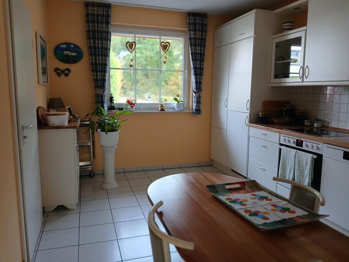 Gepflegter Bungalow mit Blick ins Grüne – Foto 8