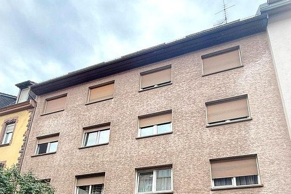 Renditestarkes 8-MFH mit Ausbaureserve - ZV