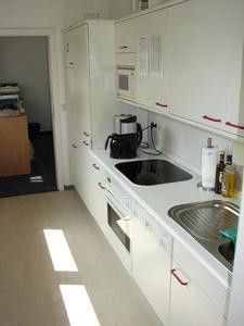 Bürofläche, 110qm, 4ZKDWC in Bonn Dottendorf (ggf. auch nur 66qm 2ZKDWCs) – Küche
