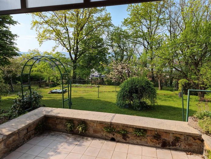 Blick von oberer Terrasse