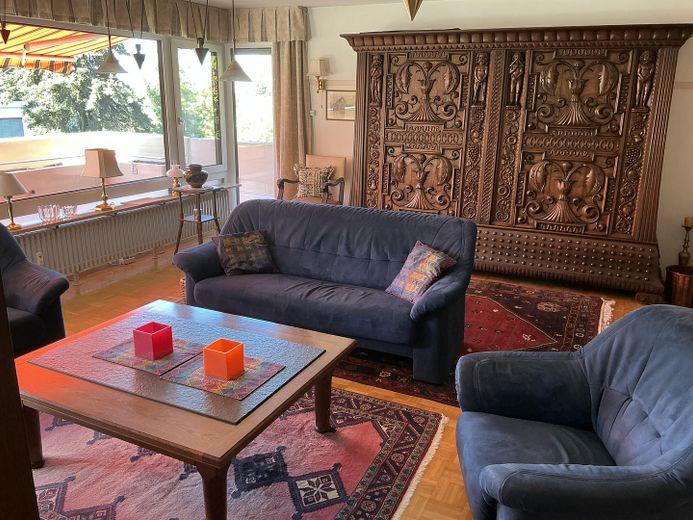 Emplacement privilégié au calme ! Appartement-terrasse de 4 pièces à FR-Neuburg – Wohnzimmer