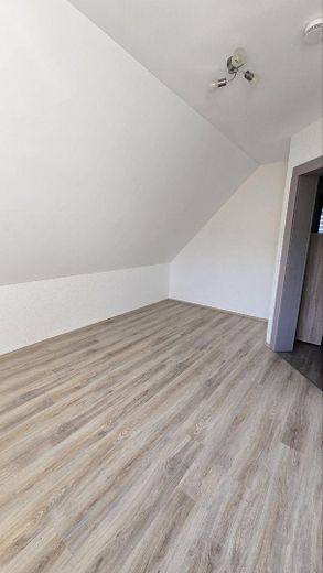 Einfamilienhaus – Kind1,2