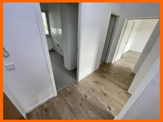 4 Raum Whg. mit Balkon gesucht? Nähe von AMAZON in Gera-Langenberg! – Foto 1