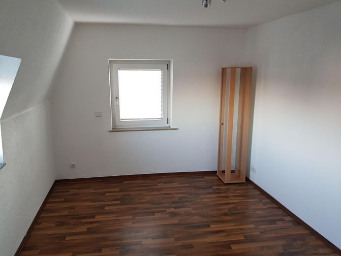 Langenau Göttingen Provisions FREIE 3,5 Zimmer Wohnung 2 OG Letzte Wohnung – Schlafzimmer 2