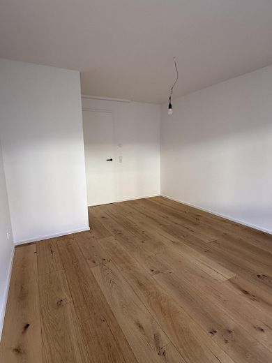 Pierwsze zasiedlenie po generalnym remoncie – nowoczesne mieszkanie 3-pokojowe w Aschaffenburgu – Kinderzimmer/Büro
