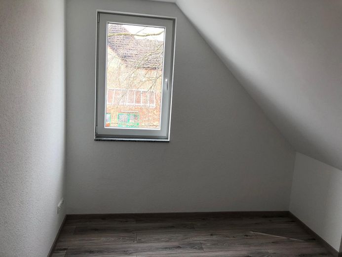Affascinante appartamento duplex con 5 locali e terrazza sul tetto a Mechernich – Libero dal 01.11.2026 – Büro
