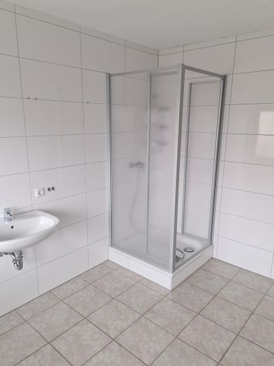 Sehr schön geschnittene 3,5-Zimmer-Erdgeschosswohnung in Sinntal. – Foto 3