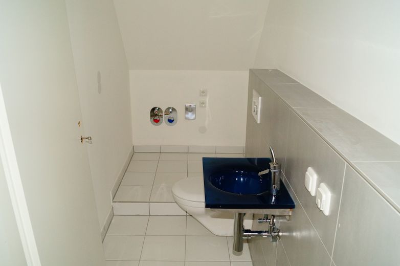 Charmante 3,5-Zi Maisonette Wohnung in idyllischer Lage – Gäste-WC mit Wamaanschluss