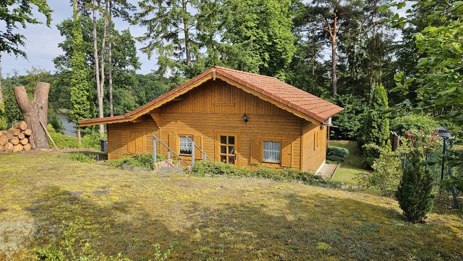 Bungalow Vorderansicht