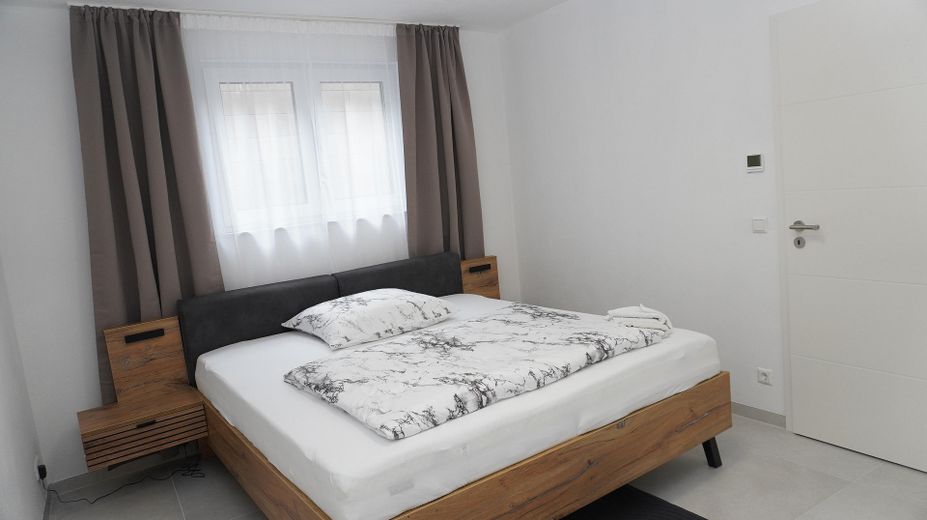 Vollmöblierte 2-Zimmer-Neubauwohnung im Erdgeschoss – Foto 13