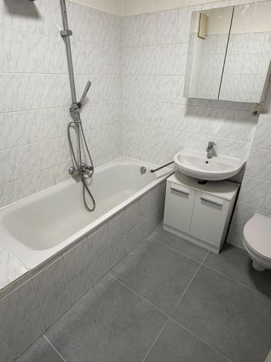Zwei Zimmer Wohnung – Bad