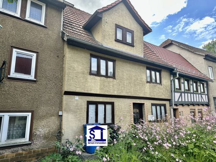 Schnäppchen im Herzen von Schmalkalden – charmantes Reihenhaus mit Garten & zwei Balkonen! – Foto 1