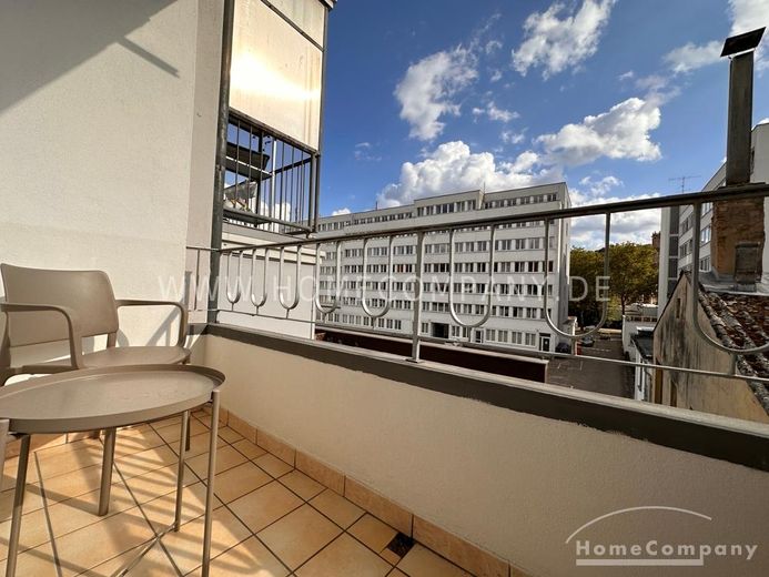 Stanza elegante in appartamento condiviso con balcone, vicino al centro nella vecchia Saarbrücken – 7667d16e9072b00f617a822afbb803389118e48d.jpg