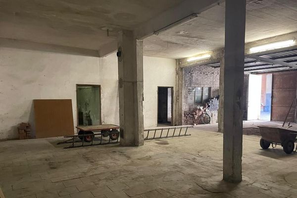 TOP Angebot: Ihre Lager in Duisburg Nord | sehr viel potenzial  PROVISIONSFREI