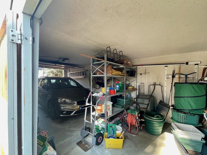 Garage-2