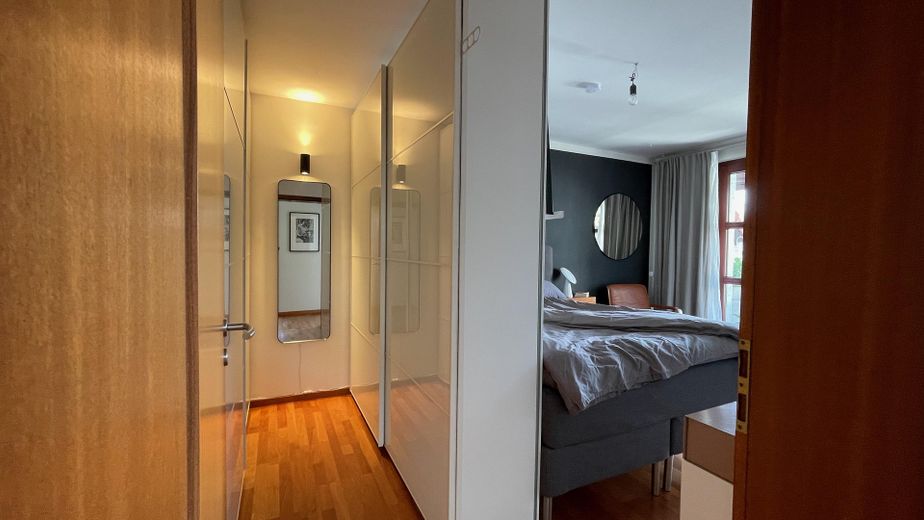 Lichtdurchflutetes Wohlfühl-Zuhause in Braunschweigs Herzen zum Einziehen, Durchatmen und Ankommen – Ankleide