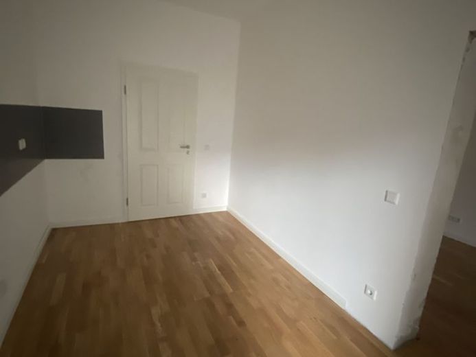 Erstbezug mit Balkon – Foto 1