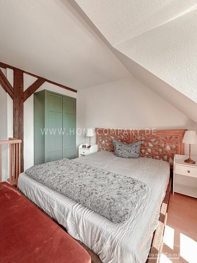 27202 HomeCompany Dresden Möbliert/Furnished 3-Zimmer Wohnung mit Balkon in Dresden-Naußlitz max. 4 Personen – 68c2b2d10bce634fae6cea403e2590b06de9b566.jpg