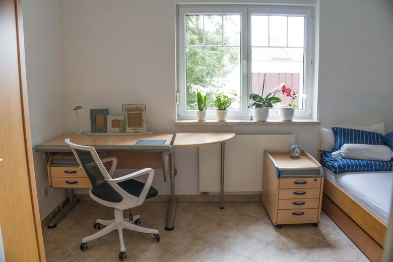 Kinderzimmer 2, Schreibtisch