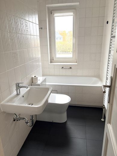 Schöne 3-Zimmer-Wohnung mit Garten Nutzung und PKW Stellplatz in Frankfurt/Oder – Foto 2