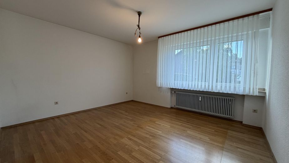 Gepflegtes Zweifamilienhaus auf Erbpacht mit Potenzial in Datteln! – Schlafzimmer 2 EG