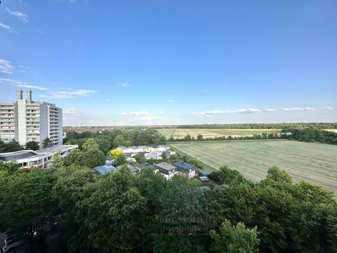 *Ohne Käuferprovision* 9. Stock - Traumblick Richtung Osten und nur 2 Wohnungen auf einer Etage – Foto 1