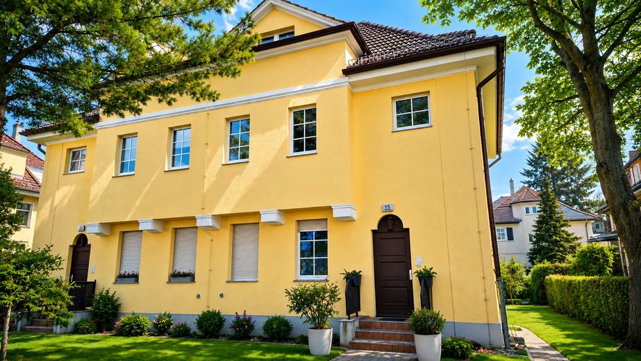 Familienfreundliche 4-Zimmer-Maisonettewohnung mit Terrasse in Berlin-Johannisthal – Hausansicht