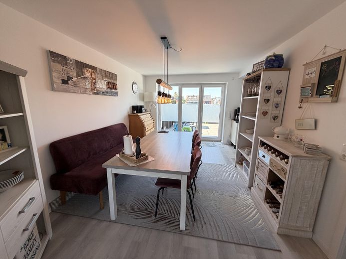 Premium 3-Zimmer-Maisonette-Wohnung mit offener Wohn-Ess-Küche, Dachterrasse & Fußbodenheizung – OG Esszimmer