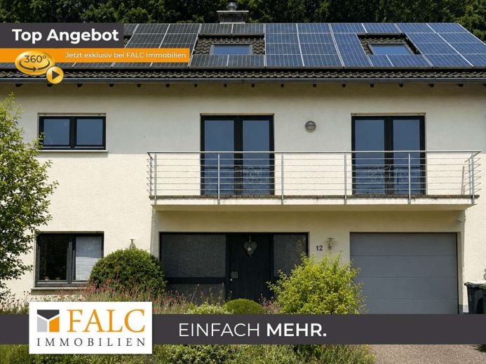 Großes familienfreundliches Einfamilienhaus mit großem Garten – Foto 1