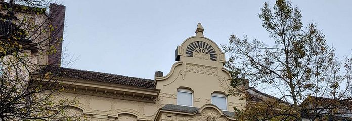 Heute: Im Jugendstil mit hohen Decken leben!!!! Nahe Bilk S und Düsseldorf Arcaden