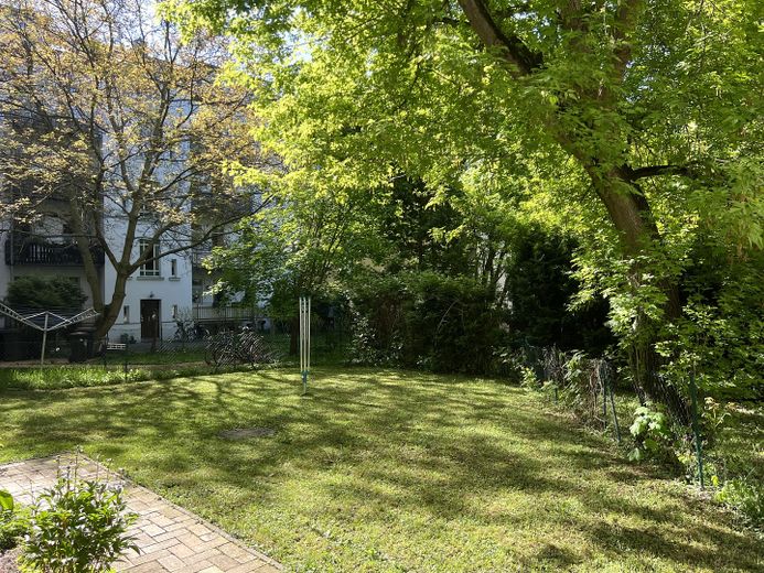 Grüner Innenhof