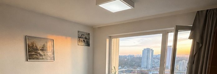 4 Zi-Wohnung mit Balkon und toller Aussicht+++Provisionsfrei +++ – Wohnzimmer (mit KI angepasst)