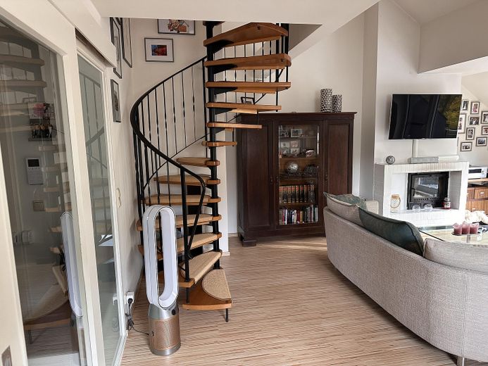 Wendeltreppe zur Galerie