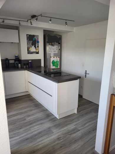 Light-filled 3.5-room maisonette apartment in Nordstadt/Gärten h.d.Veste – Küche Bild 3