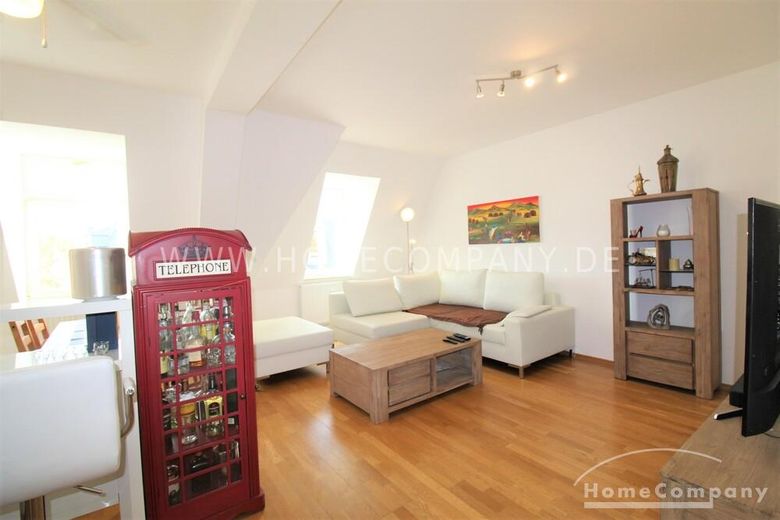 22801 HomeCompany Dresden Möbliert/Furnished 3-Zimmer Maisonette Wohnung in Dresden-Striesen mit Balkon max. 3 Personen – aa9978404b6e794c3de9e40e293a8d519b6c6065.jpg
