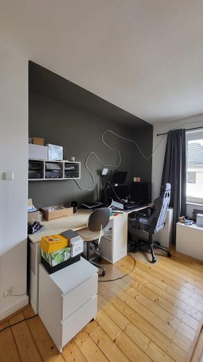 helle 4-Zimmer-Wohnung Nähe Ostpark – Arbeitszimmer